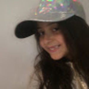 Meet your Posher, Arielle